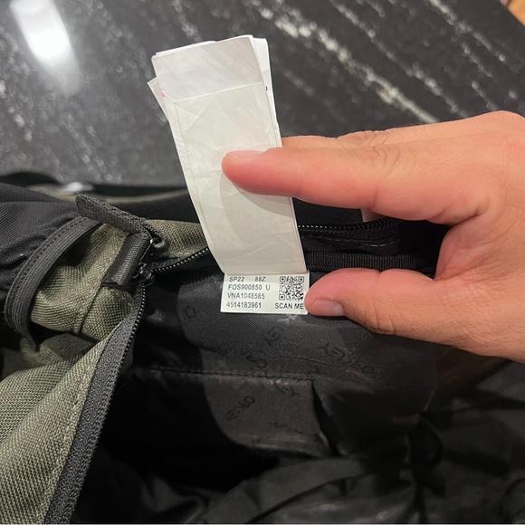 Oakley Transit Sport Backpack Utility Laptop Work Outdoor Water Repellent - Picture 16 of 16